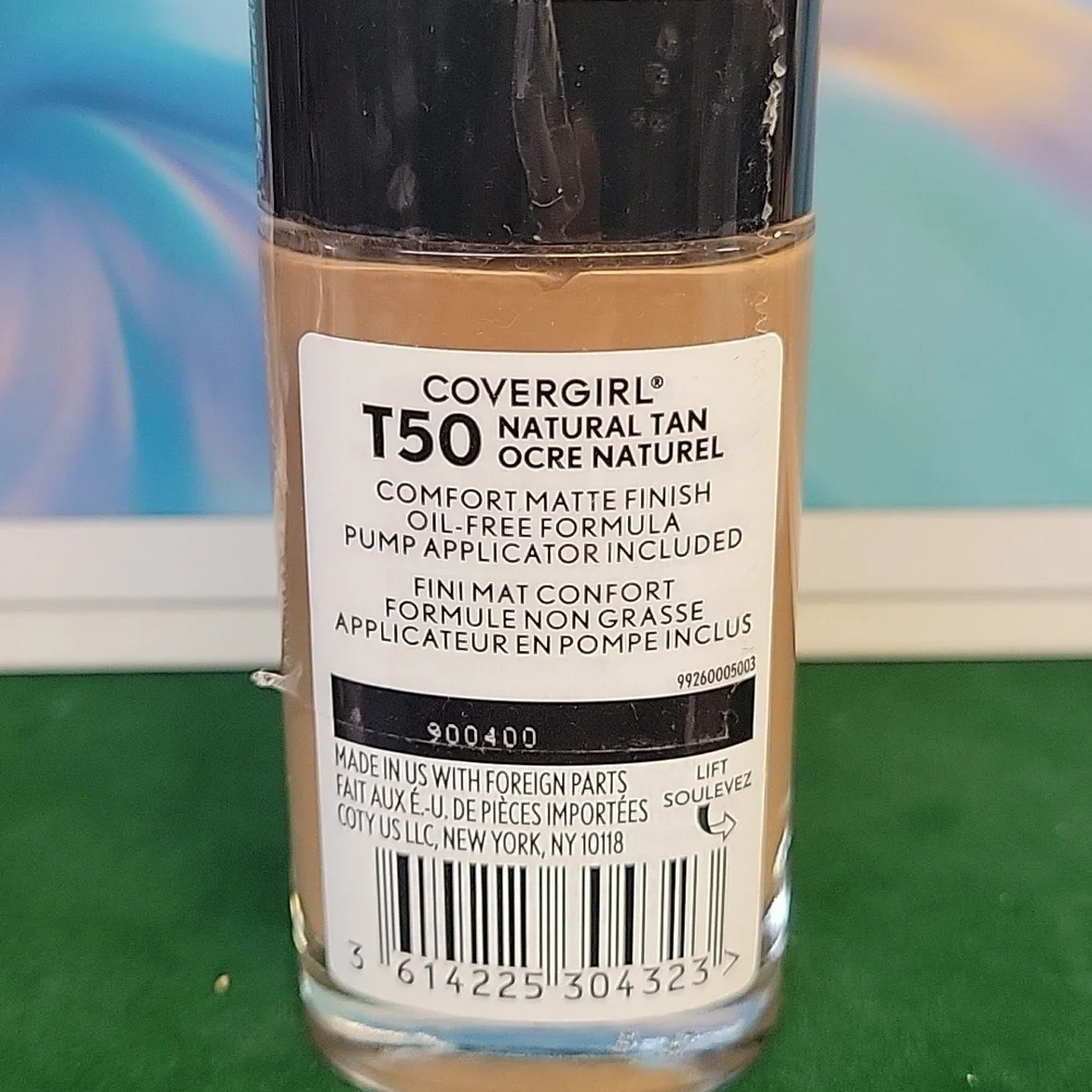Covergirl TruBlend Matte Made Foundation 30ml New Sealed Bottle T50 Natural Tan